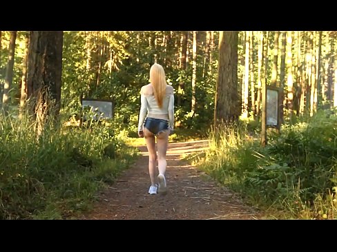 ❤️ Moaie frou beweecht stadich, net neaken video ❌ Superseks by wy ❌❤